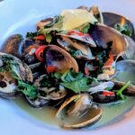 A bowl of mussels